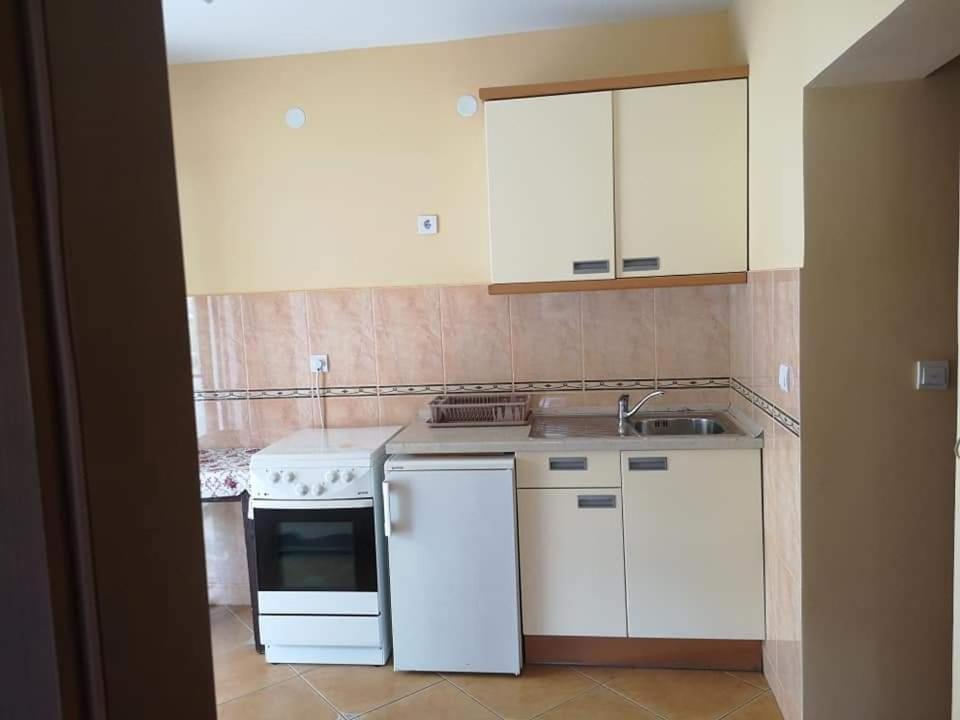 Apartmani Becici Kamer foto