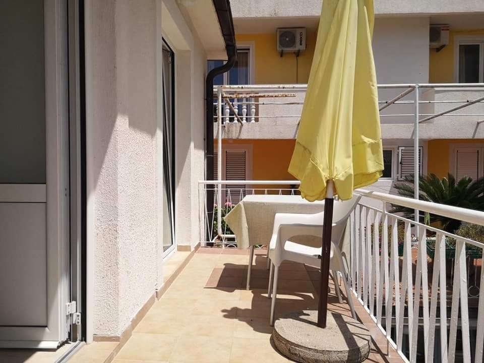Apartmani Becici Kamer foto