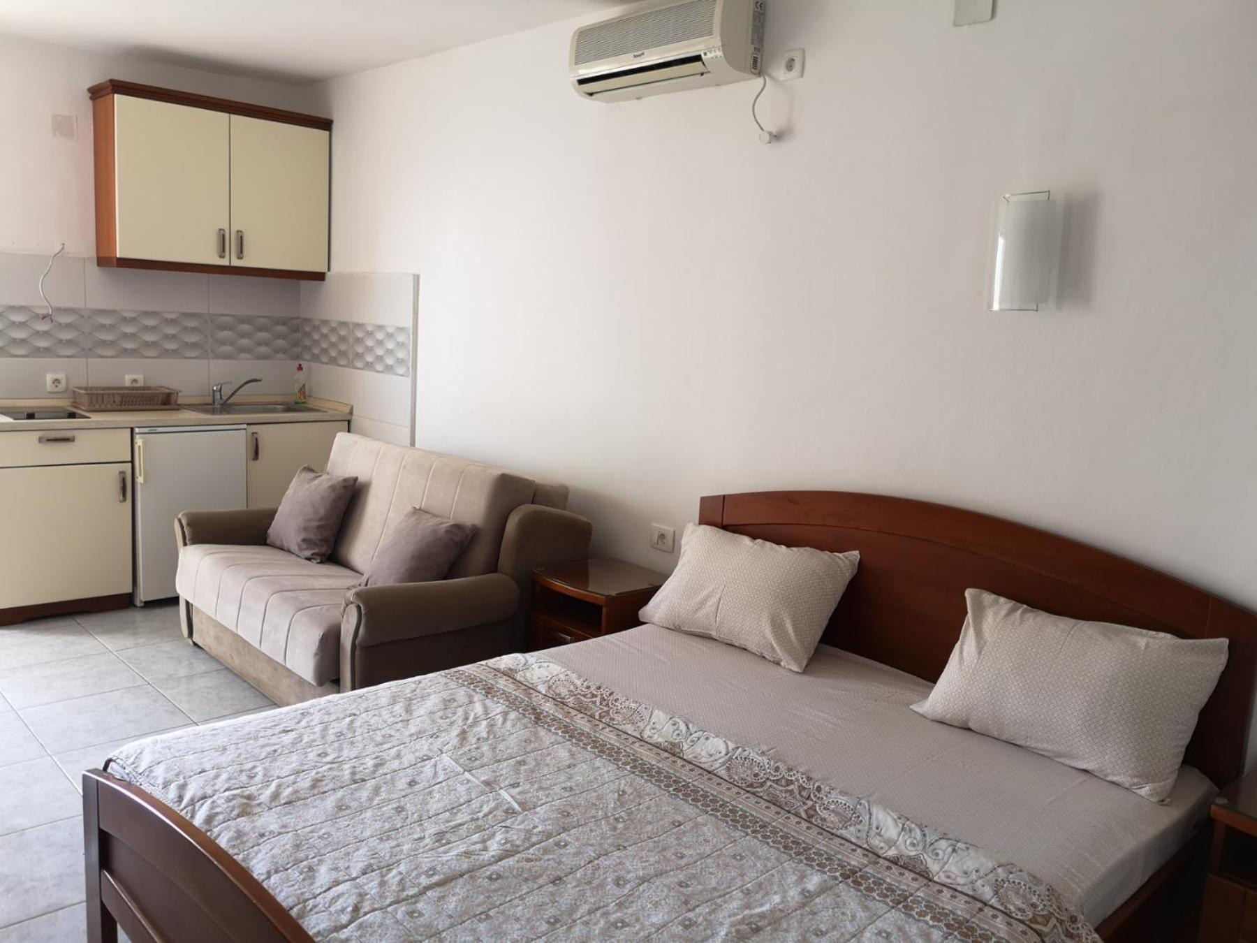 Apartmani Becici Kamer foto