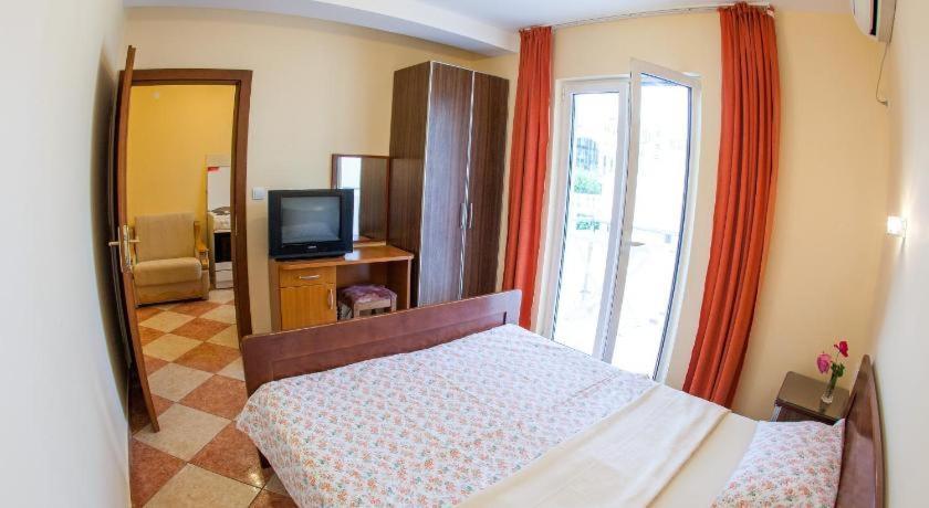 Apartmani Becici Buitenkant foto